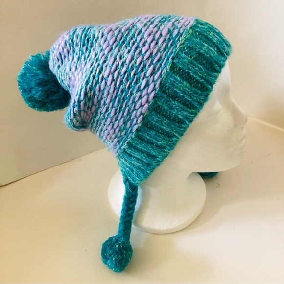 The North Face Girls Flecka Earflap Pom Pom Beanie Size M/ NWOT - Picture 3 of 10